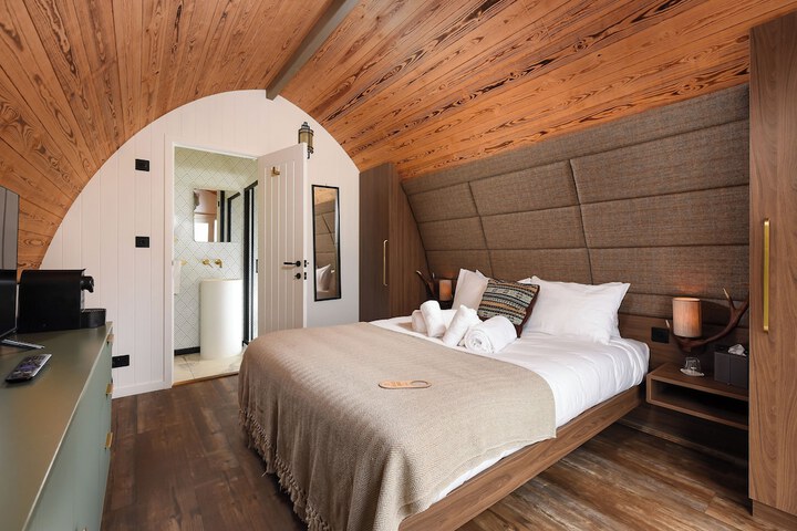 Room 5 of 39