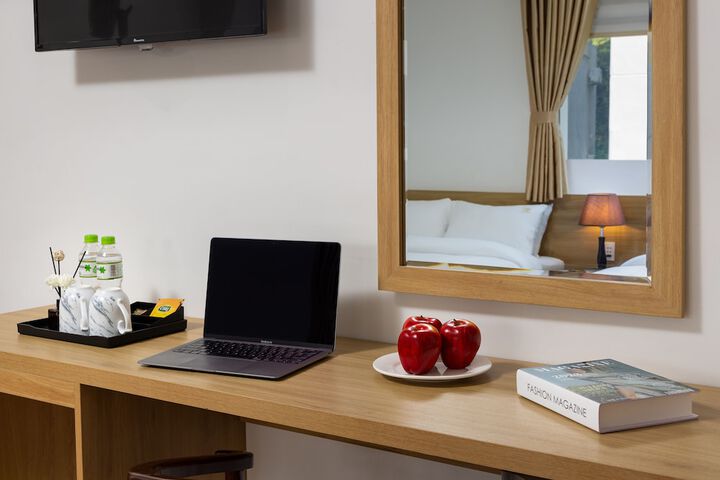 Room 8 of 40