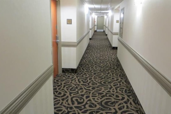 Ballroom/Hall 53 of 60