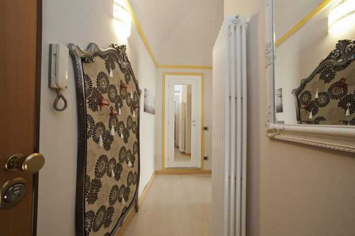 Room 13 of 49