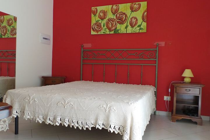 Room 5 of 42