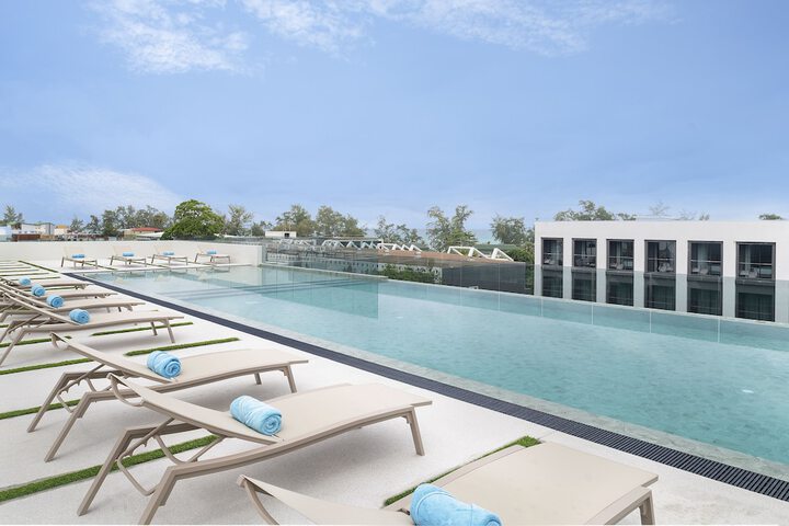 Pool 12 of 19