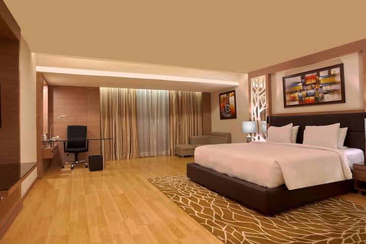 Room 8 of 45
