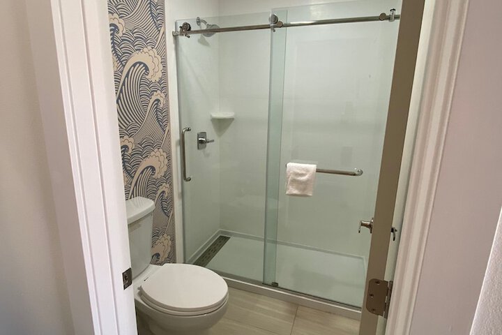Room 9 of 36