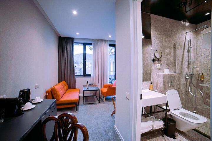 Room 57 of 127