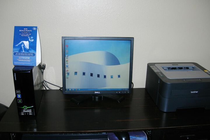 Business Center 17 of 21