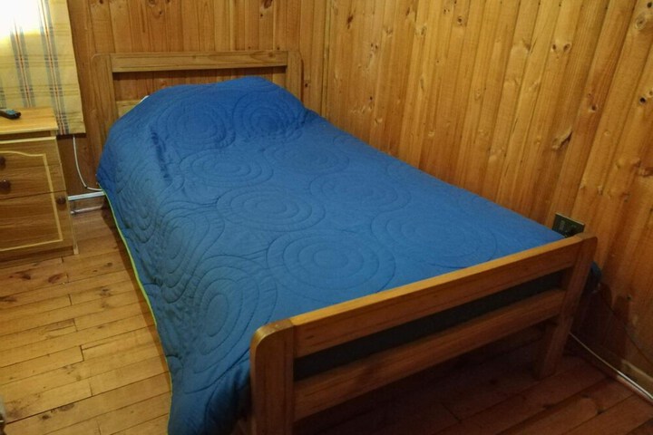 Room 9 of 28