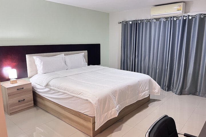 Room 6 of 29