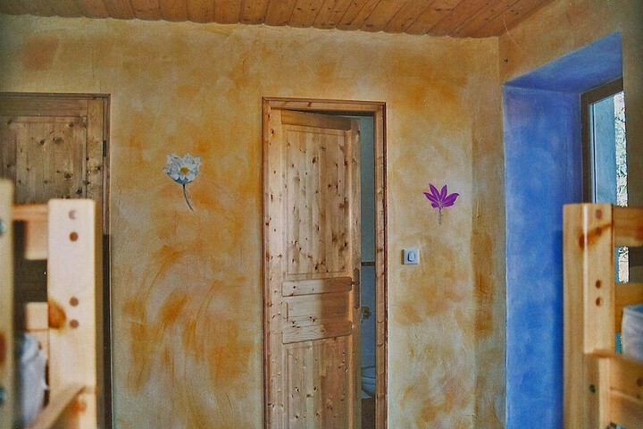 Room 8 of 40