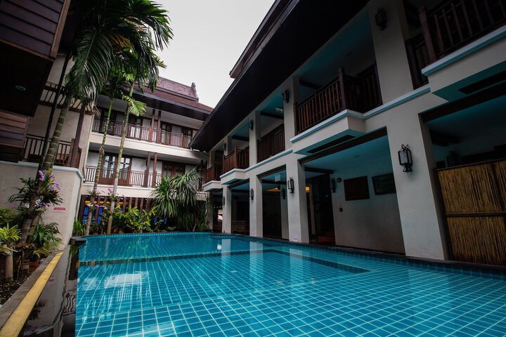 Room 57 of 98
