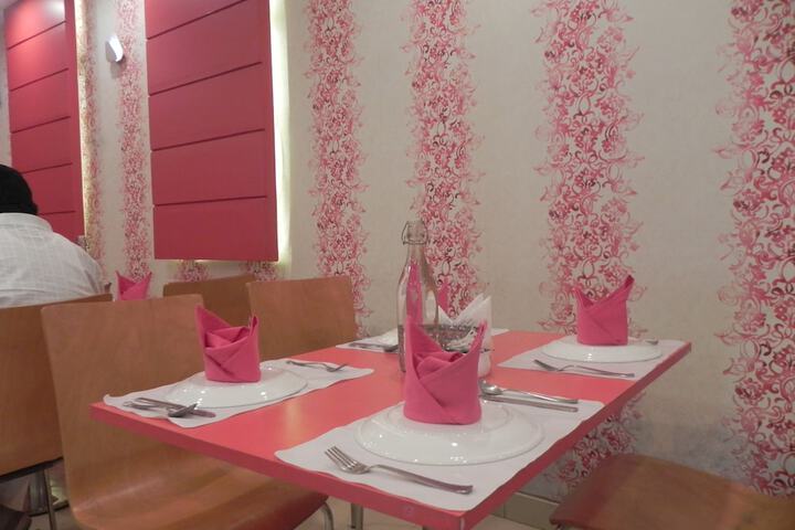 Dining 49 of 63