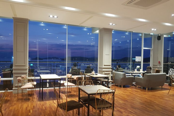 Cafe