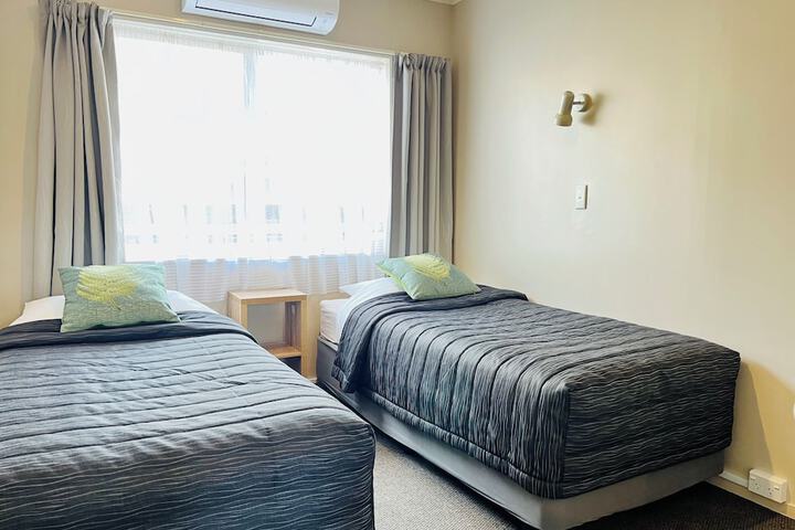 Room 21 of 39