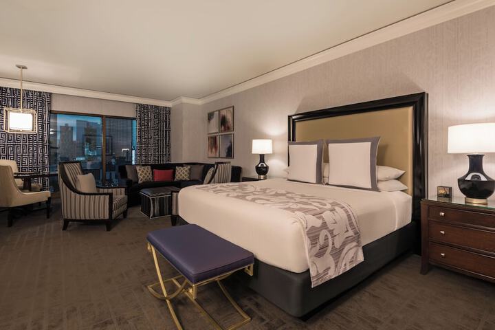 Room 100 of 197