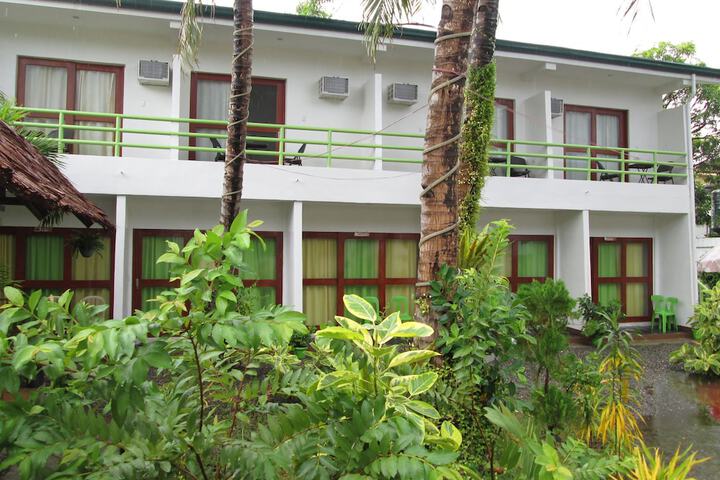 Hotel 43 of 51