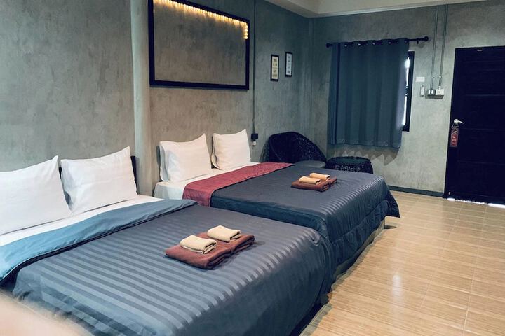 Room 68 of 95