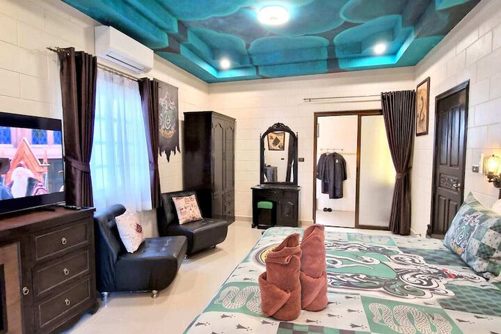 Room 19 of 45