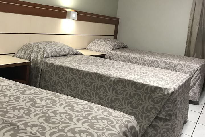 Room 13 of 35