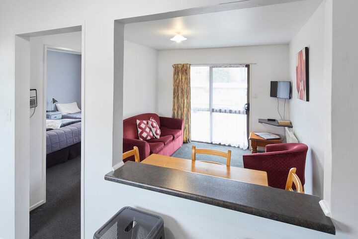 Room 7 of 26