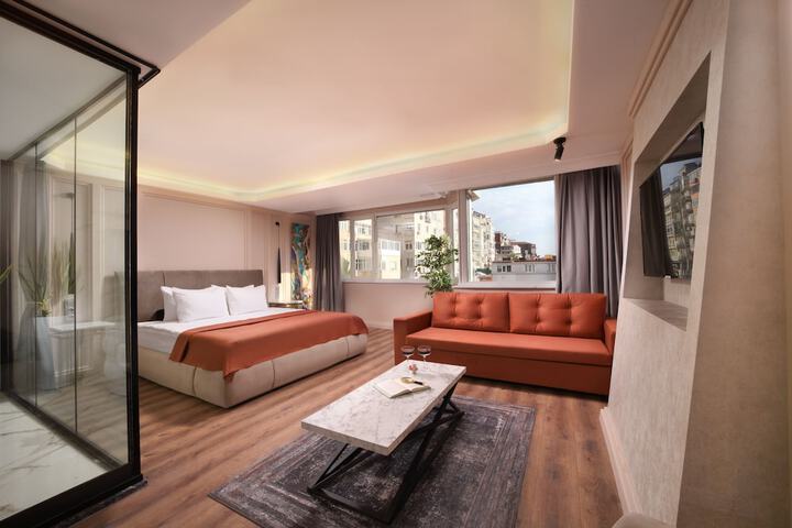 Room 14 of 56