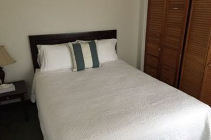 Room 34 of 48