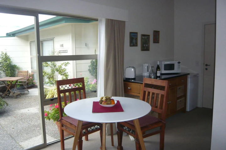Photo 4