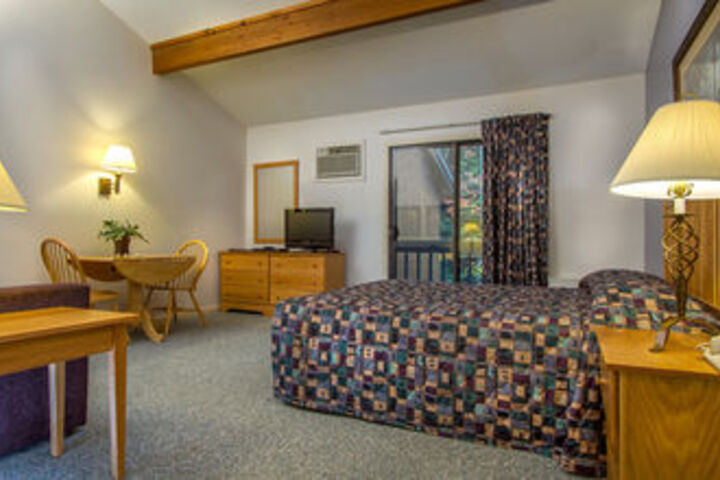 Room 10 of 23