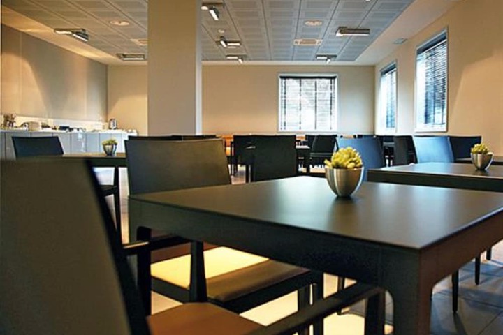 Dining 54 of 80