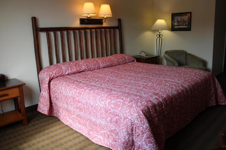 Standard Double Room (1 of 11)