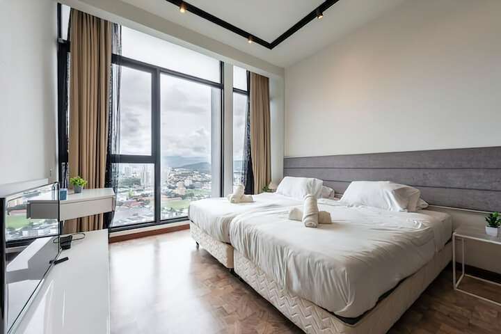 Room 15 of 109
