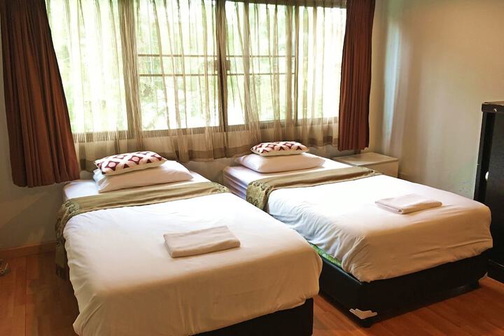 Room 9 of 59