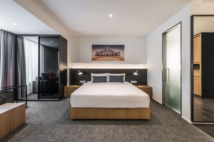 Room 13 of 53