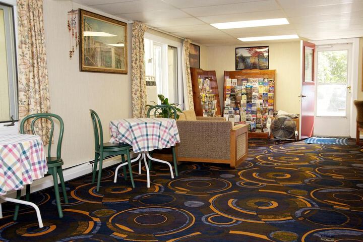 Hotel Interior 5 of 40