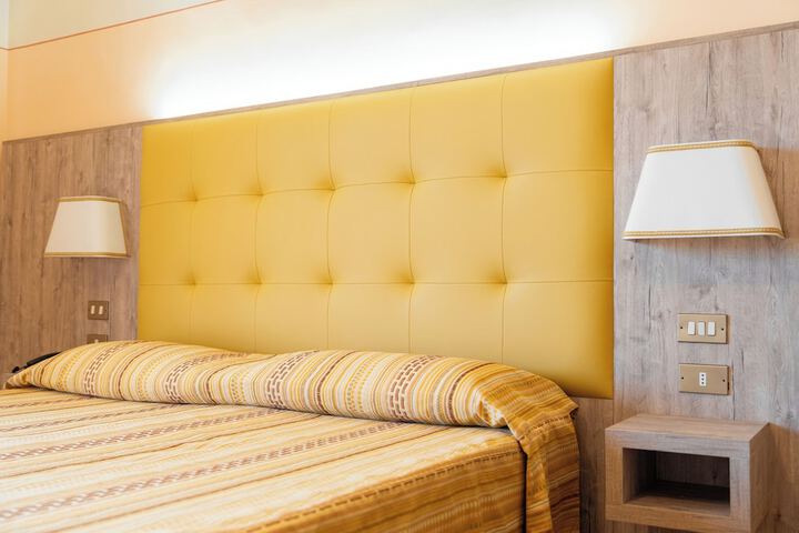 Room 3 of 44
