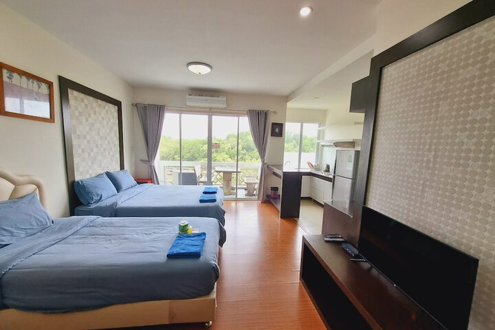 Room 55 of 263