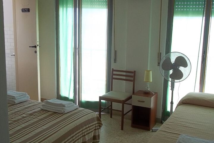 Room 25 of 125