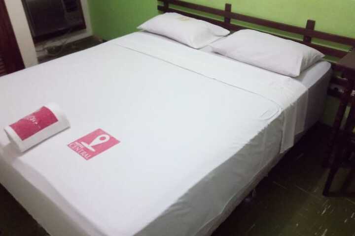 Room 8 of 14