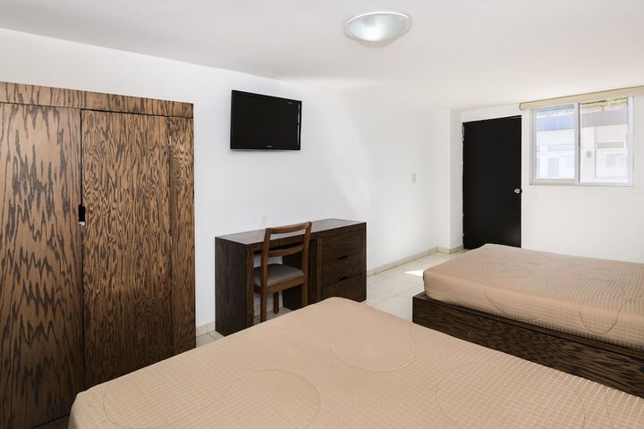 Room 8 of 29