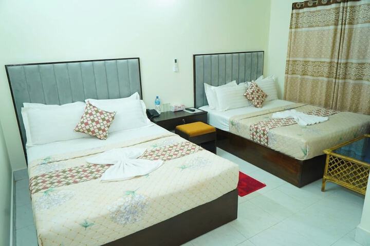 Room 8 of 35