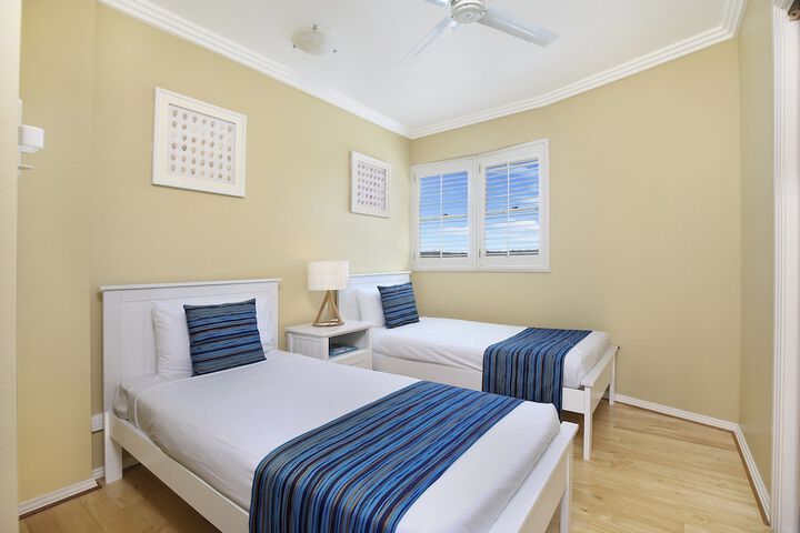 Room 12 of 134