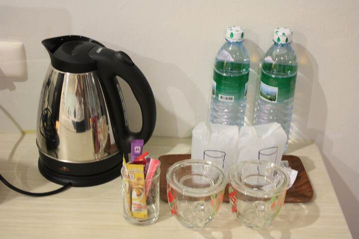 Breakfast/Coffee Service 23 of 52