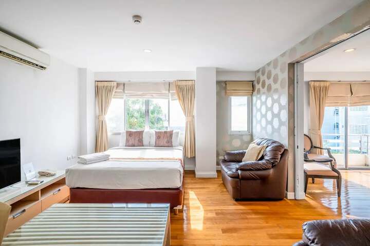 Room 16 of 70