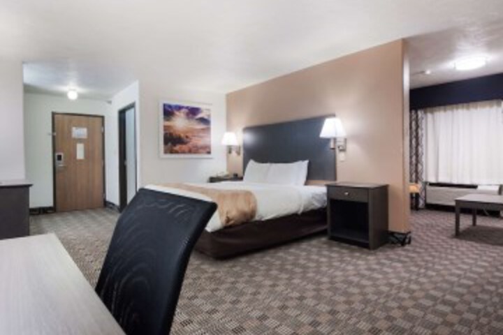 Room 19 of 38