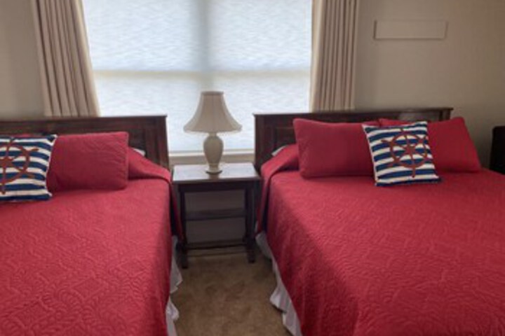 Room 146 of 253