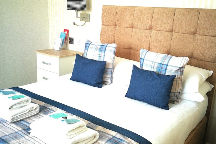 Room 8 of 36