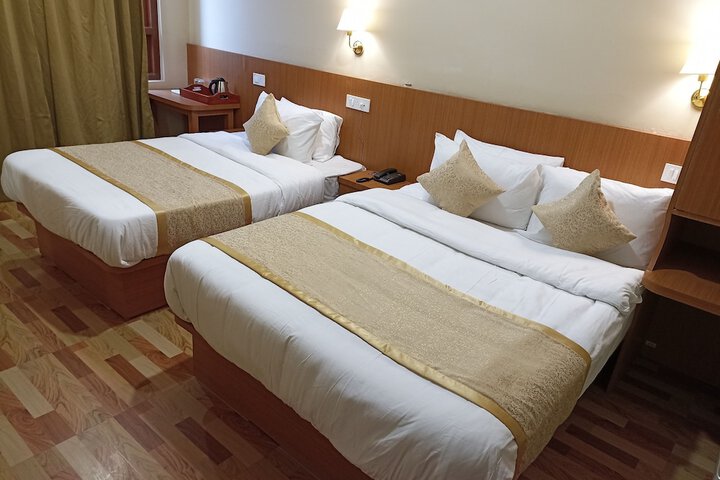 Room 4 of 26