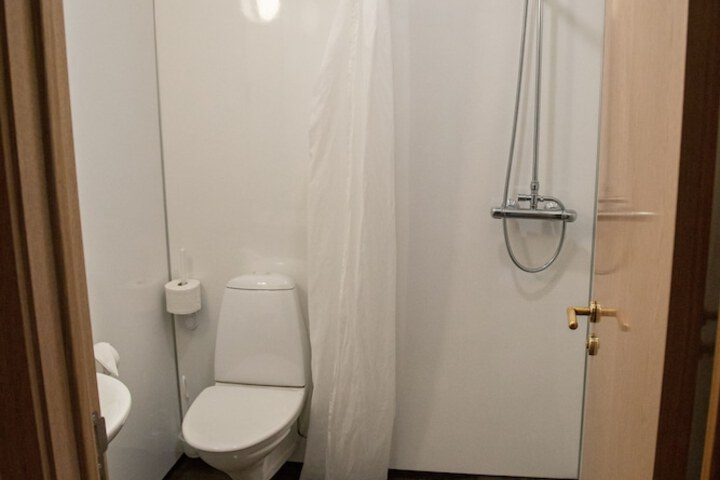 Room 22 of 35