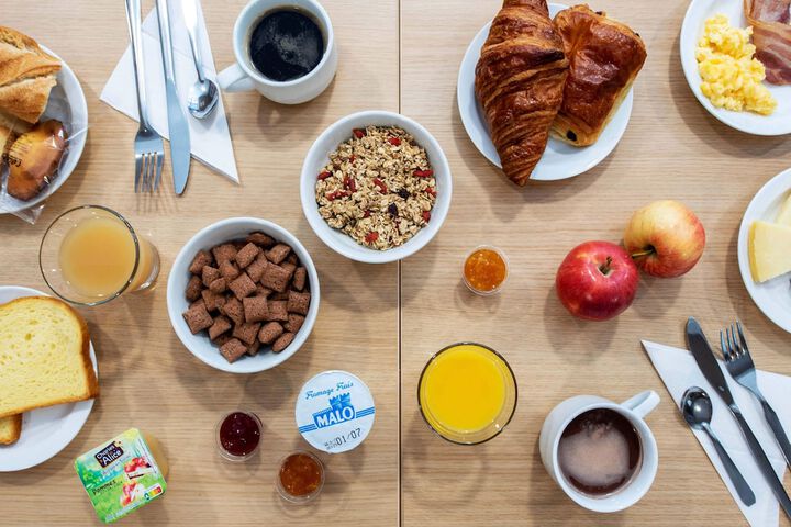 Breakfast buffet