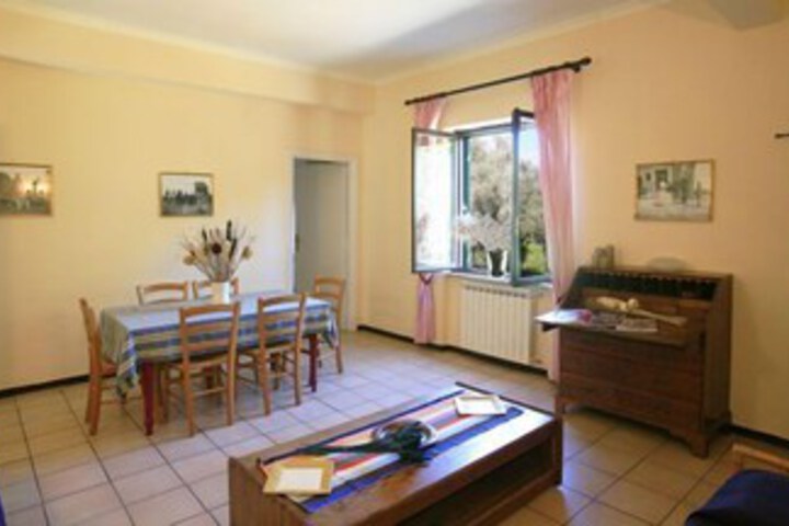 Room 49 of 104