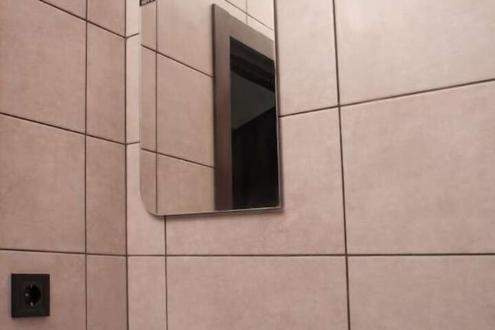 Room 15 of 17